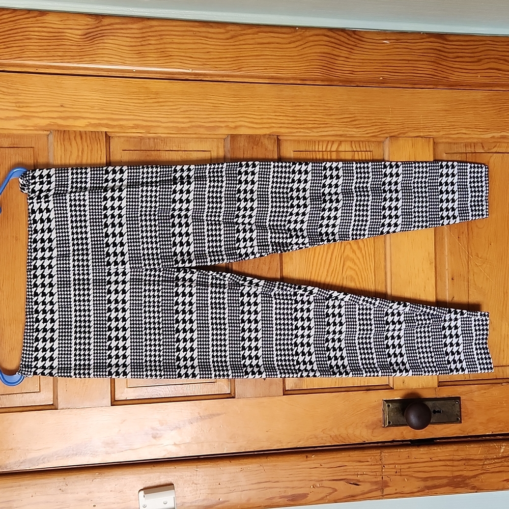 Multi pattern leggings.